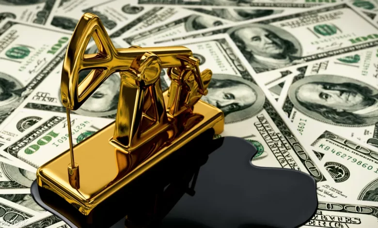 مكاسب جديدة للذهب والنفط .. ومتابعة حركة الدولار